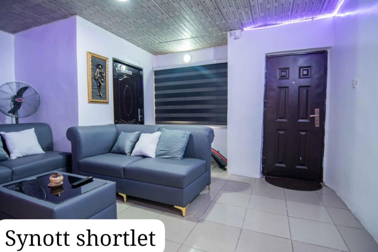 Synott Apartment Ikeja Exterior foto